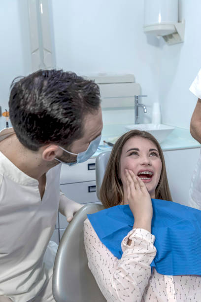 Best Broken Tooth Emergency  in Litchfield, IL